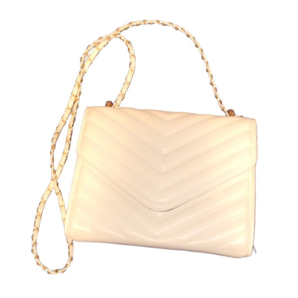 Women’s purse, color: tan/cream, crossover, shoulder, outfit